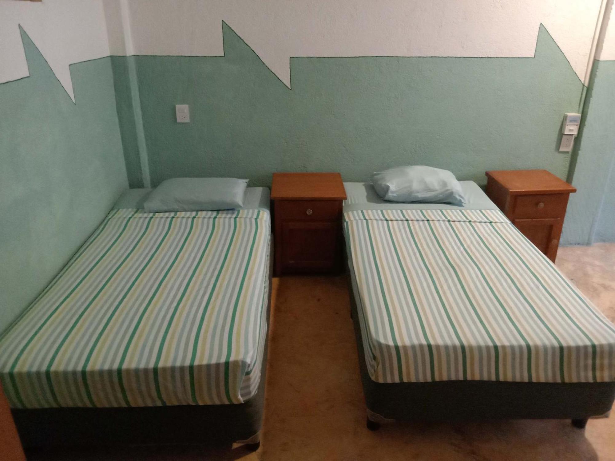 Hotel Papaya Surf Пуерто Ескондидо Екстериор снимка