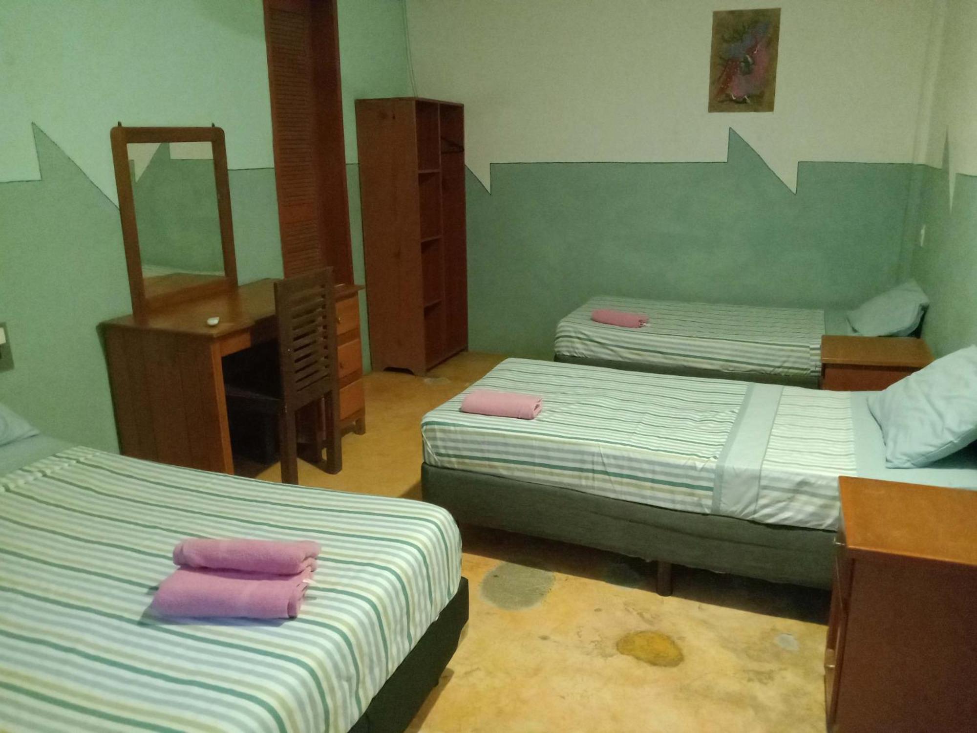 Hotel Papaya Surf Пуерто Ескондидо Екстериор снимка