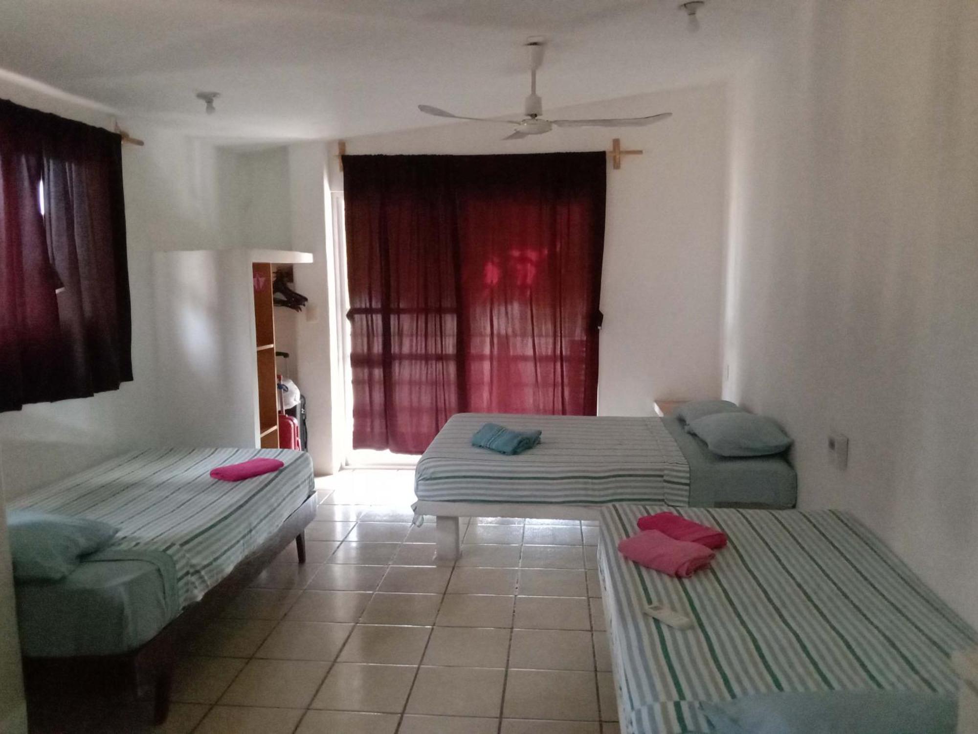 Hotel Papaya Surf Пуерто Ескондидо Екстериор снимка